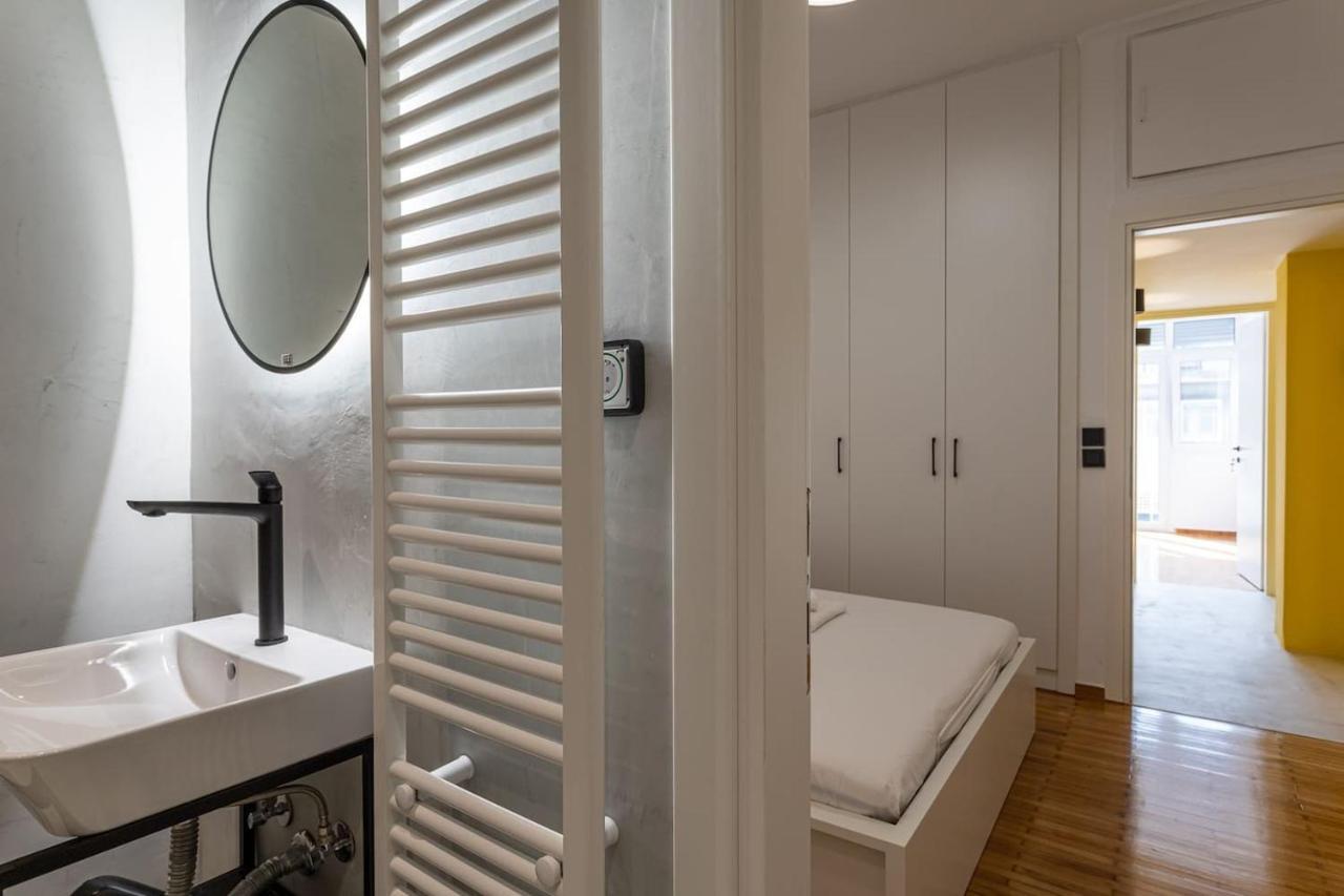 Luxury Penthouse On Akadimias With 2 Bed & 2 Bath Leilighet Athen Eksteriør bilde